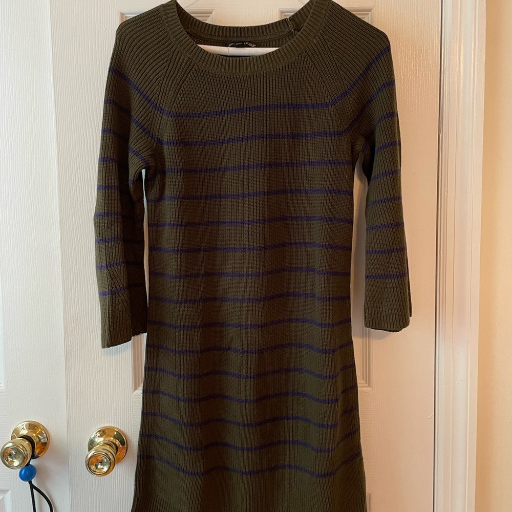 Banana Republic women’s sweater dress size XS